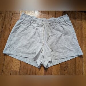 Lululemon On The Fly Shorts Wee Are From Space Alpine White Ice Grey 10